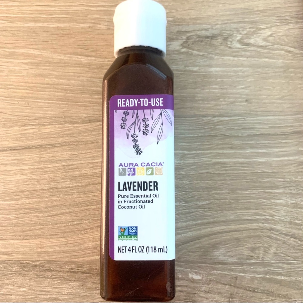 Aura Cacia Lavender Essential Oil 💟